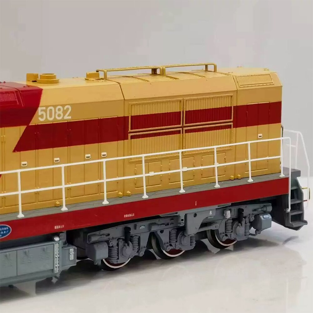 BACHMANN Train Model 1/87 HO Dongfeng DF7G Shunting Diesel Locomotive 5082 Rail Car Toy